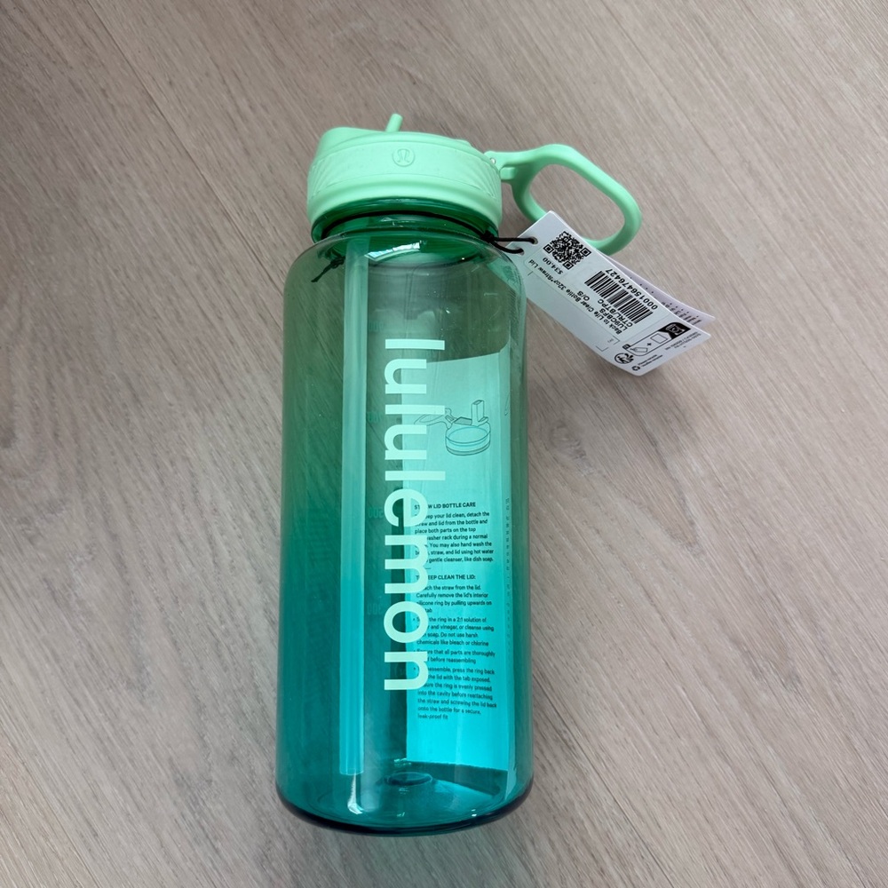 Lululemon Blue/Green Water Bottle